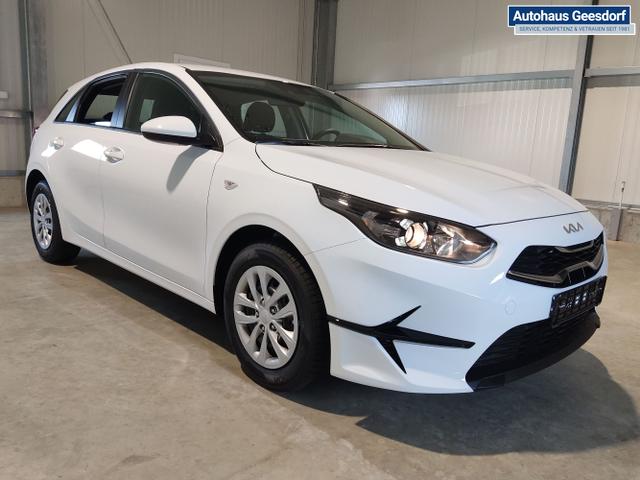 Kia / Ceed Sportswagon / Weiß / / / 