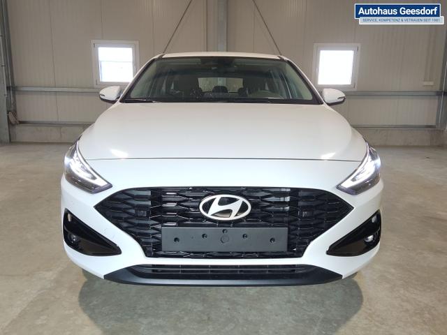 Hyundai / i30 Kombi / Weiß / / / , Beispielbilder, ggf. teilweise mit Sonderausstattung