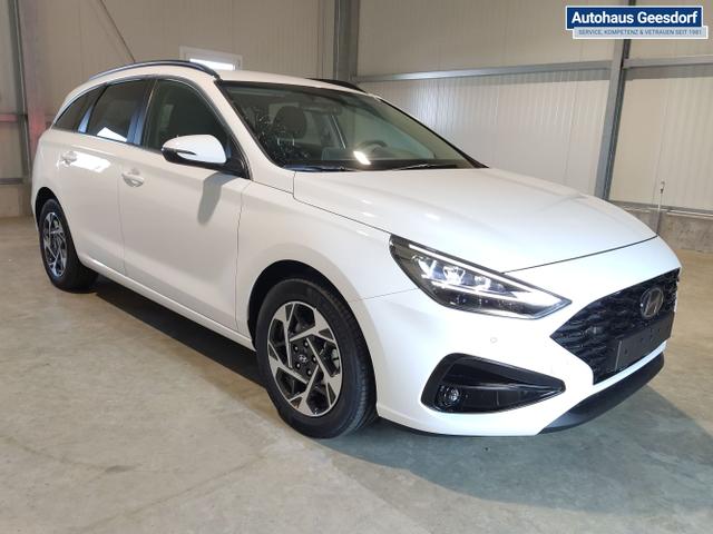 Hyundai / i30 Kombi / Weiß / / / , Beispielbilder, ggf. teilweise mit Sonderausstattung