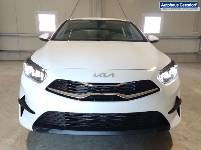 Kia / Ceed Sportswagon / Weiß / / / , Beispielbilder, ggf. teilweise mit Sonderausstattung