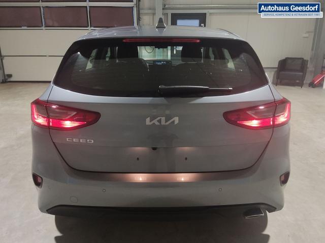 Kia / Ceed Sportswagon / Grau / / / , Beispielbilder, ggf. teilweise mit Sonderausstattung