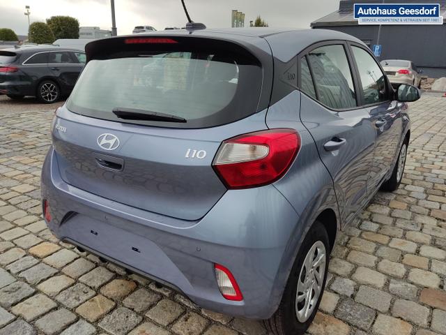 Hyundai / i10 / Blau / / / 
