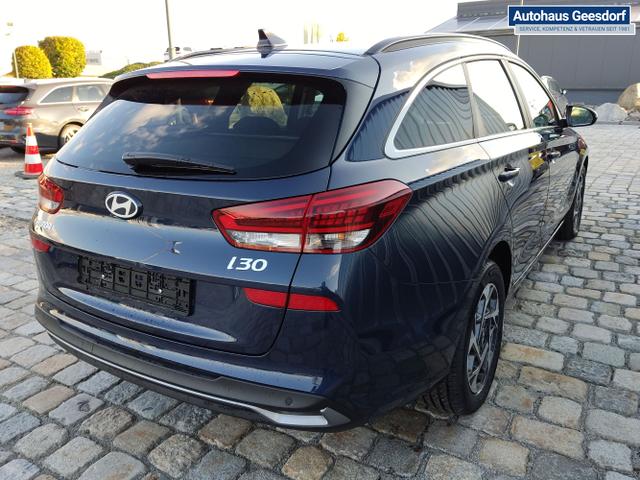 Hyundai / i30 Kombi / Blau / / / , Beispielbilder, ggf. teilweise mit Sonderausstattung