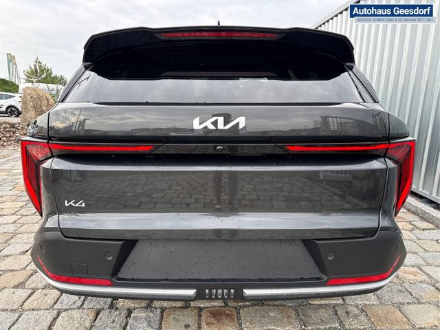 Kia / K4 Sportswagon / Silber / / / , Beispielbilder, ggf. teilweise mit Sonderausstattung