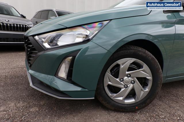 Hyundai i20 Select 1.2 MPI 79 Nav Kam PDC SmartL Klima 