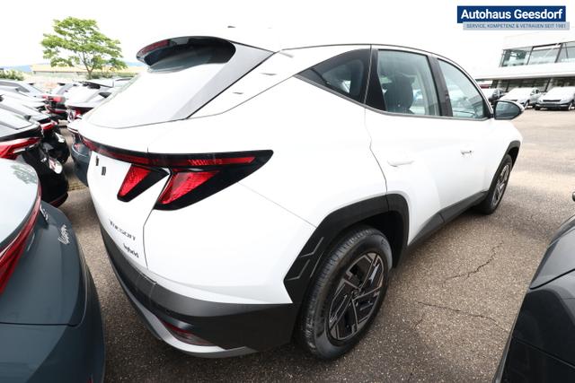 Hyundai TUCSON 1.6 HEV 215 DCT LED Nav Kam PDC Keyl LFA 