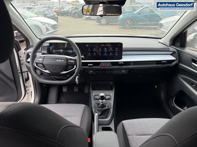 Kia Stonic MT MHEV LED PrivG Nav DigC LM16 PDC CarPl 