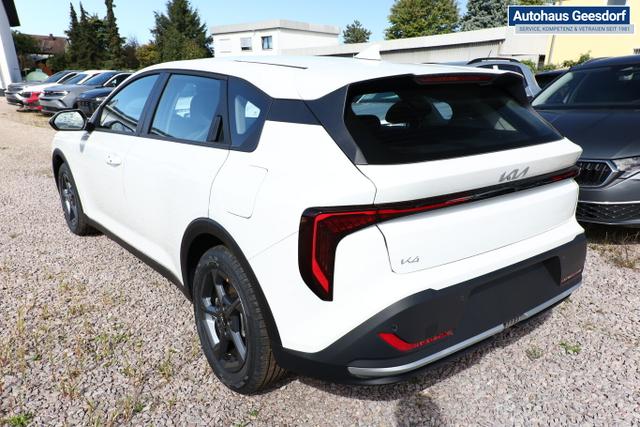Kia K4 MT SHZ ACC Nav LED Kam Keyl 2xPDC LM16 CarPl 