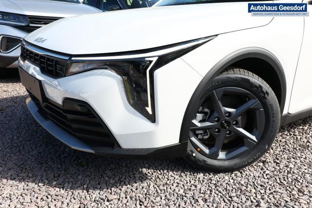 Kia K4 MT SHZ ACC Nav LED Kam Keyl 2xPDC LM16 CarPl 