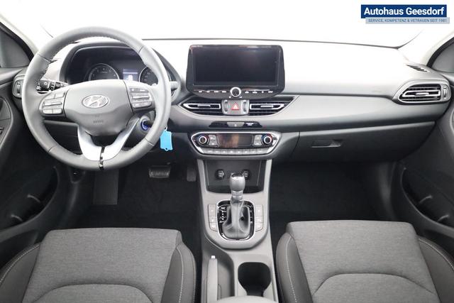 Hyundai i30 Kombi Smart 1.5 T-GDI DCT Smart, LED, Kamera, Winter 