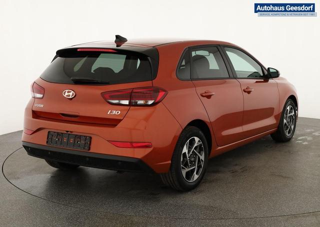Hyundai i30 1.0 T-GDI DCT Family, Navi, Kamera, LED, 16-Zoll, Winterpaket, 1. Hand 