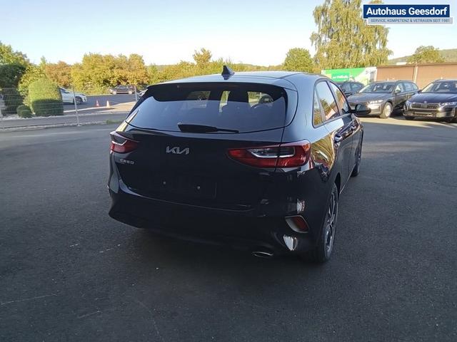 Kia Ceed Silver 1.5 T-GDI 6-Gang 