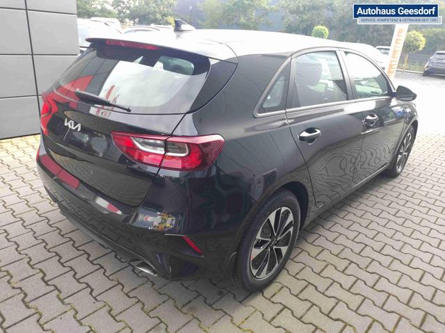 Kia Ceed SPIN 1.5 *Shzg*Lhzg*PDC*Cam*16Zoll*Navi 