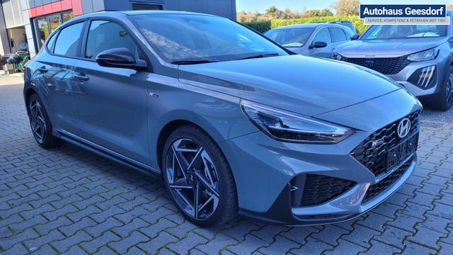 Hyundai i30 FastbackN N Line Fastback Line*LED*Navi*Shzg*PDC*Cam*18Zoll 