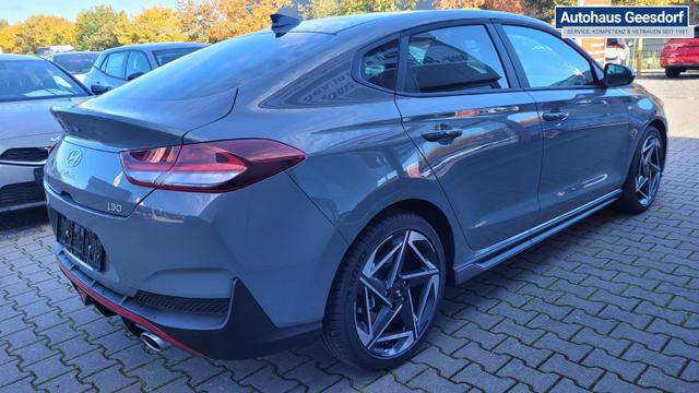 Hyundai i30 FastbackN N Line Fastback Line*LED*Navi*Shzg*PDC*Cam*18Zoll 