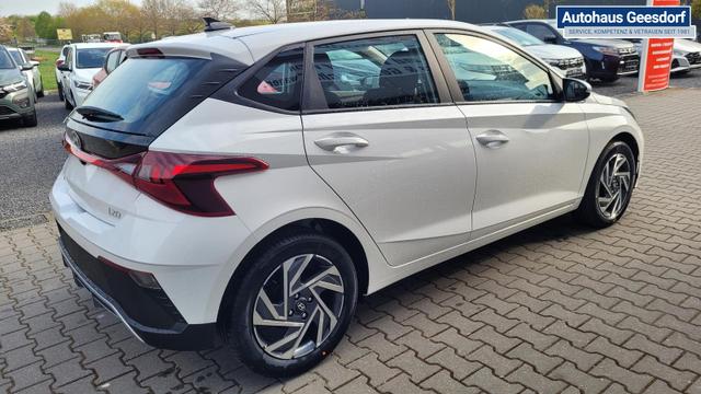 Hyundai i20 Wave Wave*Navi*PDC*Cam*Shzg*Lhzg*16Zoll*VCockpit 