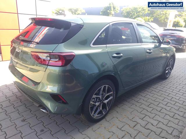 Kia Ceed Platinum AT*LED*Navi*Shzg*PDCv+h*Cam*SD*17" 