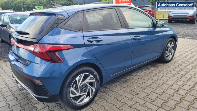 Hyundai i20 Family Family*Navi*Shzg*Lhzg*PDC*Cam*16Zoll*ACA* 