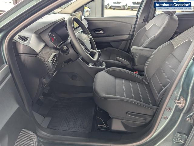 Dacia Logan EXPRESSION TCe 90 / NAVI Carplay LED Tempomat PDC *Frei Haus geliefert* 