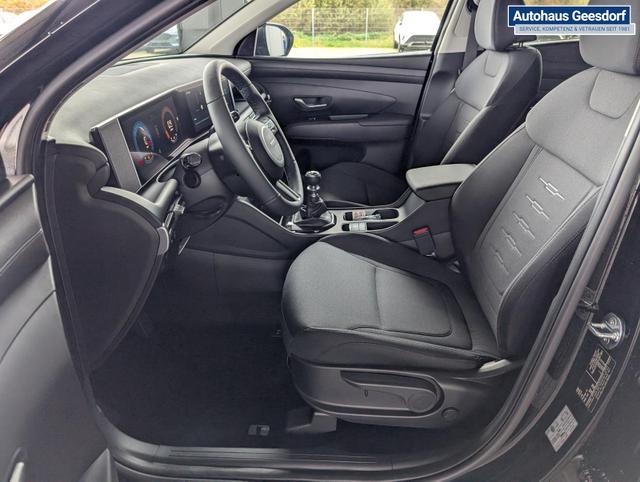Hyundai TUCSON E-Motion 1.6 T-GDI 2WD / Panoramadach Sitz + Lenkradheizung LED Navi PDC V&H Kamera Alu 18" 