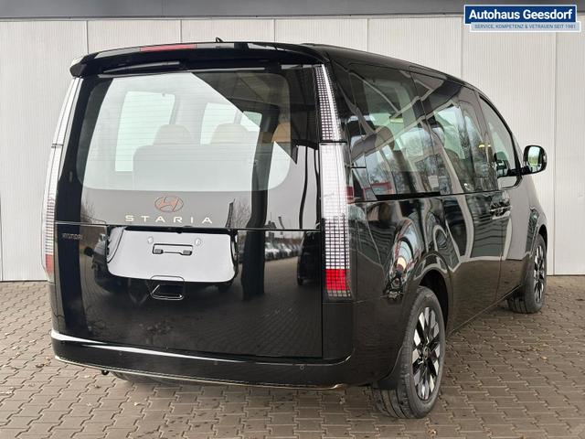 Hyundai Staria Luxury 1.6 T-GDi HEV 2WD 7-Sitzer / 360&deg; Kam. 4x Shz + Sitzbel&uuml;ftung Leder 