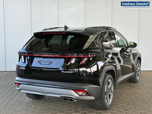 Hyundai TUCSON E-Motion 1.6 T-GDI 2WD 48V DCT / Panoramadach ACC Sitz + Lenkradheizung LED Navi PDC V&H Kamera Alu 18" 