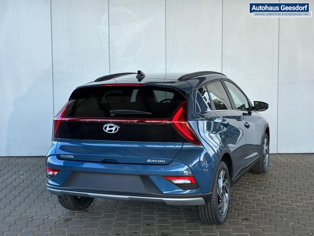 Hyundai BAYON Premium 1.2 MPI / Navi Sitz + Lenkradheizung Rückfahrkamera Tempomat Klimaautomatik Alu 16" 