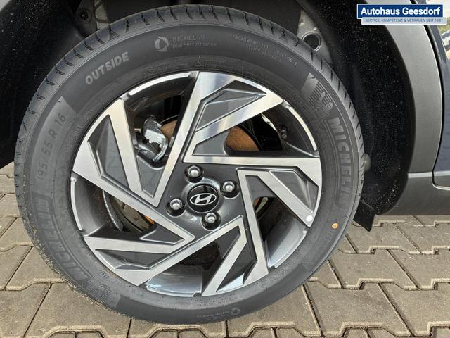Hyundai BAYON Wave 1.2 MPI / Sitz & Lenkradheizung Navi Rückfahrkamera Tempomat Alu 16" 