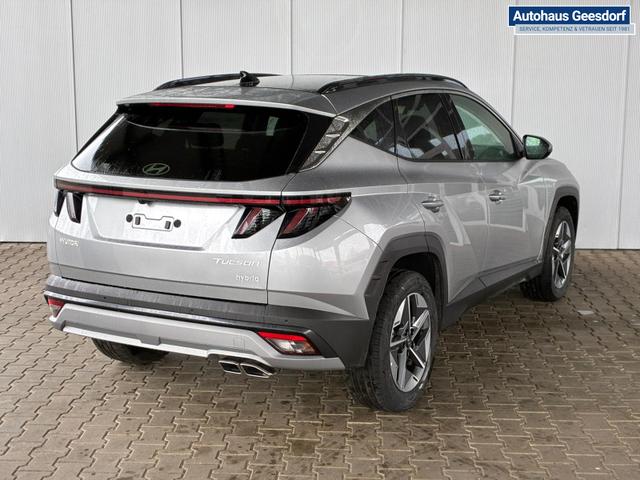 Hyundai TUCSON E-Motion 1.6 T-GDi 2WD HEV / Panoramadach ACC LED Sitz + Lenkradheizung Navi PDC V&H Kamera Alu 18" 