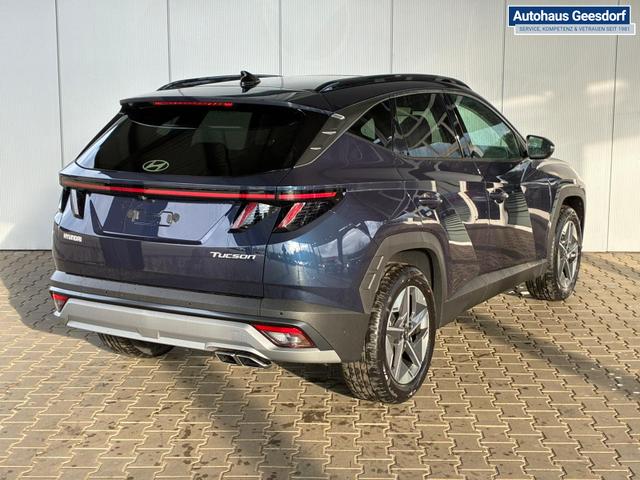 Hyundai TUCSON E-Motion 1.6 T-GDI 2WD 48V DCT / Panoramadach ACC Sitz + Lenkradheizung LED Navi PDC V&H Kamera Alu 18" 