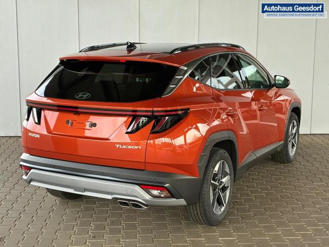 Hyundai TUCSON E-Motion 1.6 T-GDI 2WD 48V DCT / Panoramadach ACC Sitz + Lenkradheizung LED Navi PDC V&H Kamera Alu 18" 