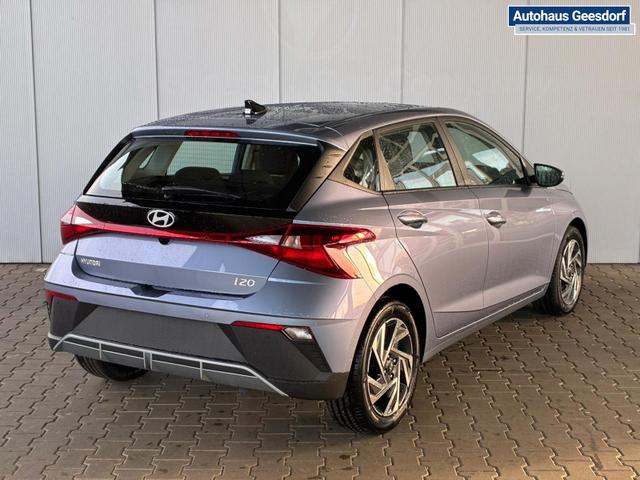 Hyundai i20 1.2 MPI 5MT Comfort / Navi Carplay Rückfahrkamera Tempomat Alu 16" 