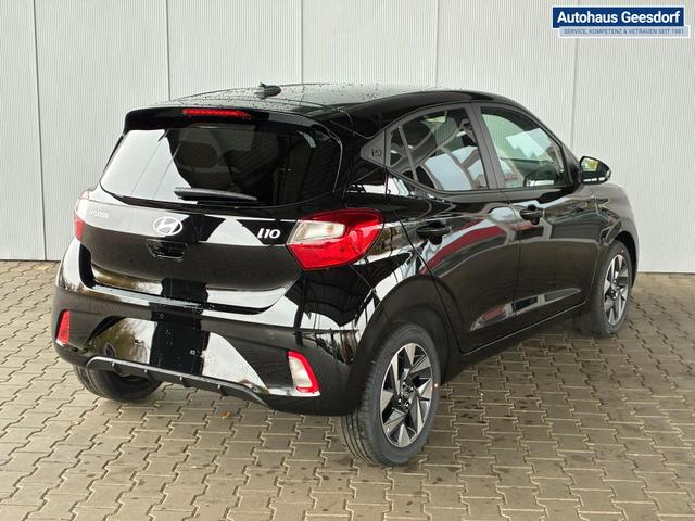 Hyundai i10 Advance 1.2 GDI Automatik / Rückfahrkamera Sitz + Lenkradheizung Navi Alu 15" 