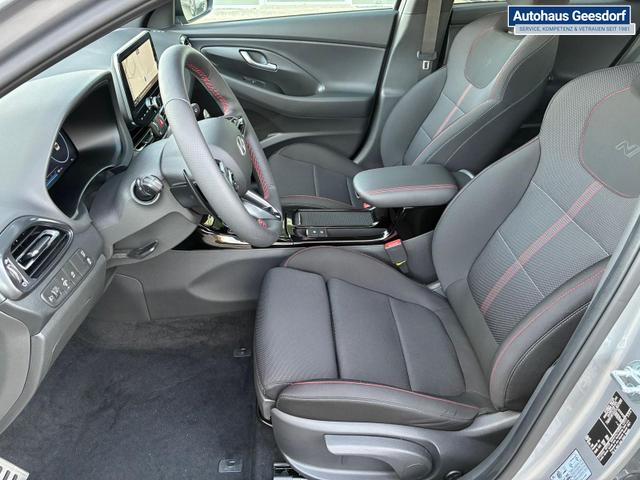 Hyundai i30 Fastback N-Line 1.5 T-GDI 7-DCT / ACC Sitz + Lenkradheizung LED PDC V&H Kamera Alu 18" 