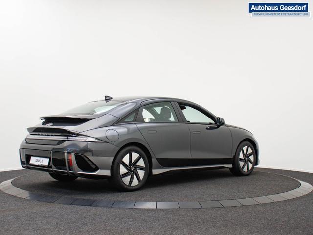 Hyundai IONIQ 6 77,4 kWh RWD / ACC LED Elekt. Heckklappe 2-Zonen Klimaaut. Alu 18" 
