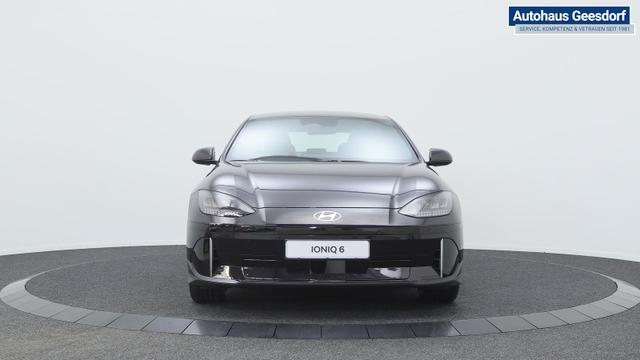 Hyundai IONIQ 6 77,4 kWh RWD / ACC LED Elekt. Heckklappe 2-Zonen Klimaaut. Alu 18" 