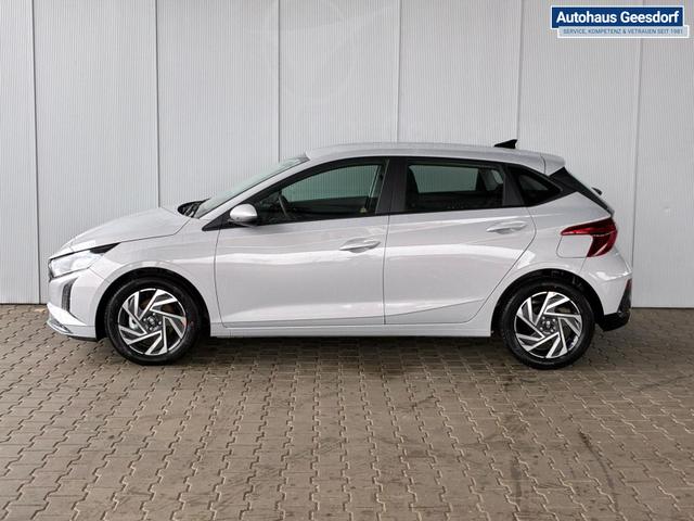 Hyundai i20 Comfort+ 1.0 T-GDI 6MT / Navi PDC m. Kamera ALU 16 