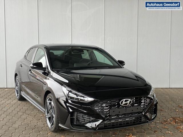 Hyundai i30 N-Line Fastback DCT 1.5 T-GDI mHev / Navi ACC Sitz & Lenkradheizung LED Alu 18" 