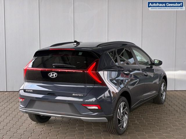 Hyundai BAYON Premium 1.0 T-GDI 100 PS 48V 7DCT / Keyless ACC Soundsystem BOSE Sitz + Lenkradheizung LED Navi PDC V&H Kamera Totwinkel Alu 16" 