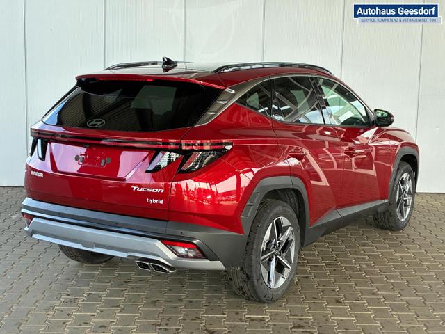 Hyundai TUCSON E-Motion 1.6 T-GDi 2WD HEV / Panoramadach ACC LED Sitz + Lenkradheizung Navi PDC V&H Kamera Alu 18" 