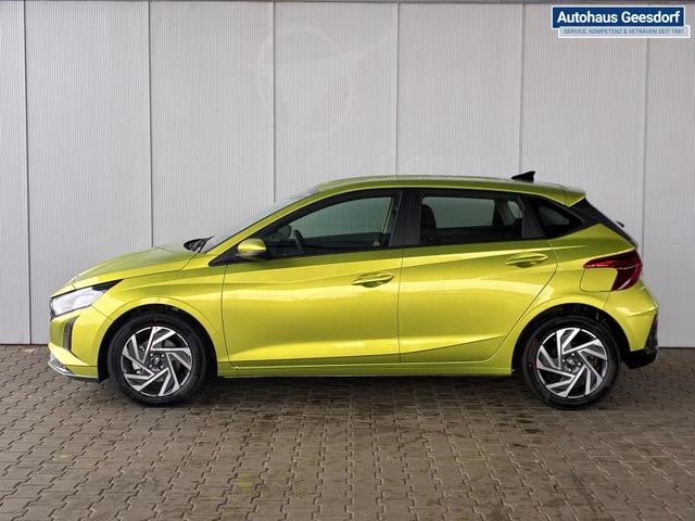 Hyundai i20 Comfort+ 1.0 T-GDI 6MT / Navi PDC m. Kamera Alu 16" 