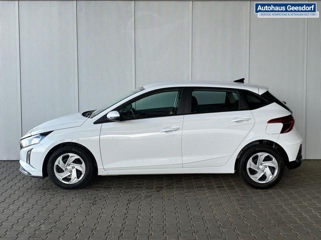 Hyundai i20 Comfort 1.0 T-GDi 7DCT / Navi Tempomat Sitz + Lenkradheizung PDC Hinten mit Kamera 