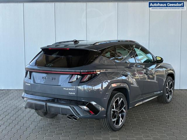 Hyundai TUCSON HEV 2WD N-Line X Pano / MY27 Panoramadach Head-Up 360&deg; Kam. ACC Sitz + Lenkradheiz. Sitzbel&uuml;ftung Alu 19" 