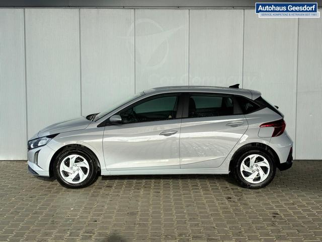 Hyundai i20 Comfort 1.0 T-GDi 7DCT / Navi Tempomat Sitz + Lenkradheizung PDC Hinten mit Kamera 