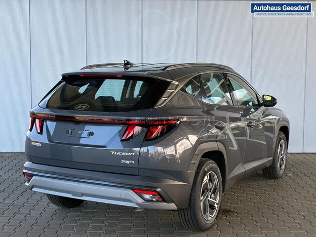 Hyundai TUCSON 1.6 T-GDI PHEV (Plug-in) / Sitz + Lenkradheizung Tempomat Navi Alu 17/ LED Keyless 