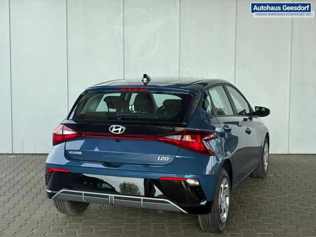 Hyundai i20 Comfort 1.0 T-GDi 7DCT / Navi Tempomat Sitz + Lenkradheizung PDC Hinten mit Kamera 
