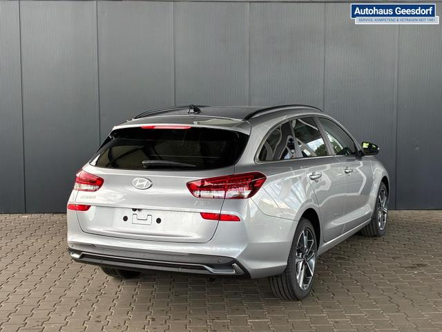 Hyundai i30 Kombi Comfort Plus 1.0 TGDI / Navi Sitz & Lenkr.Heiz. Keyless LED Alu17 