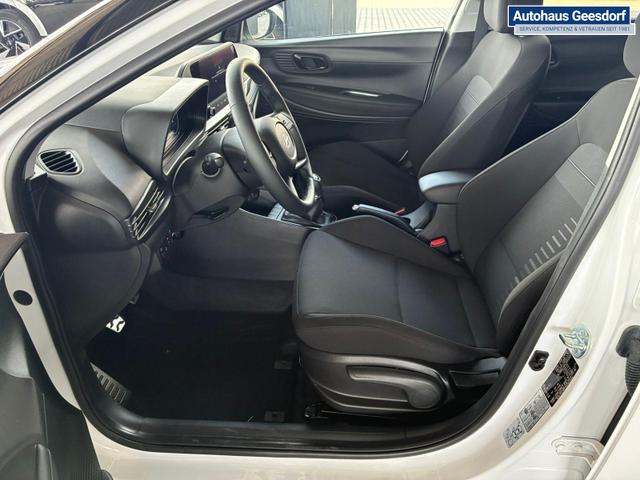 Hyundai BAYON Comfort Plus 1.2 MPI / Navi PDC m. Kamera Klimaautom./ LED Sitz & Lenkr.Heiz/ Alu16 