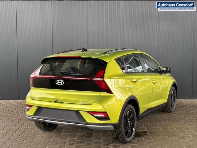 Hyundai BAYON Blackline 6MT / PDC m. Kamera Sitz & Lenkr.Heiz./ LED Privasy Alu 16" 