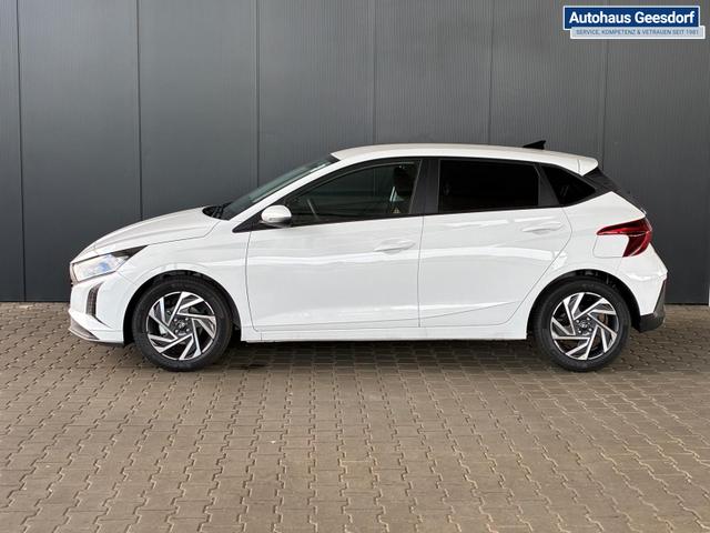 Hyundai i20 Pure 1.2 MPI / Navi PDC Hinten + Kamera Abgedunkelte Scheiben Tempomat Alu 16" 